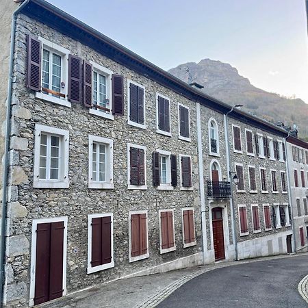 L'Escapade Montagneuse Appartement Eaux-Bonnes Buitenkant foto