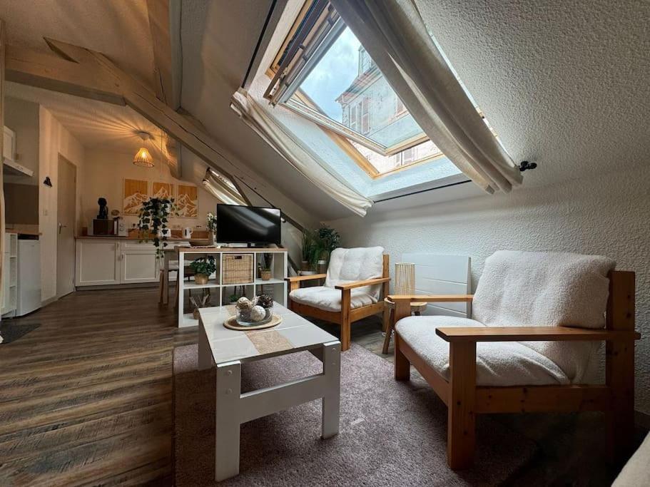 L'Escapade Montagneuse Appartement Eaux-Bonnes Buitenkant foto
